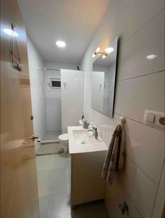 Cozy Room Next To El Prat Airport El Prat de Llobregat Zewnętrze zdjęcie
